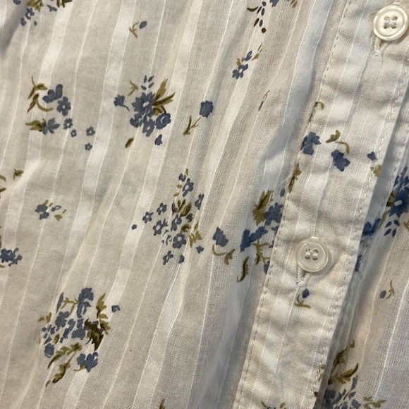 Pink Rose Small blue cream sheet floral long sleeve button down - Picture 2 of 3